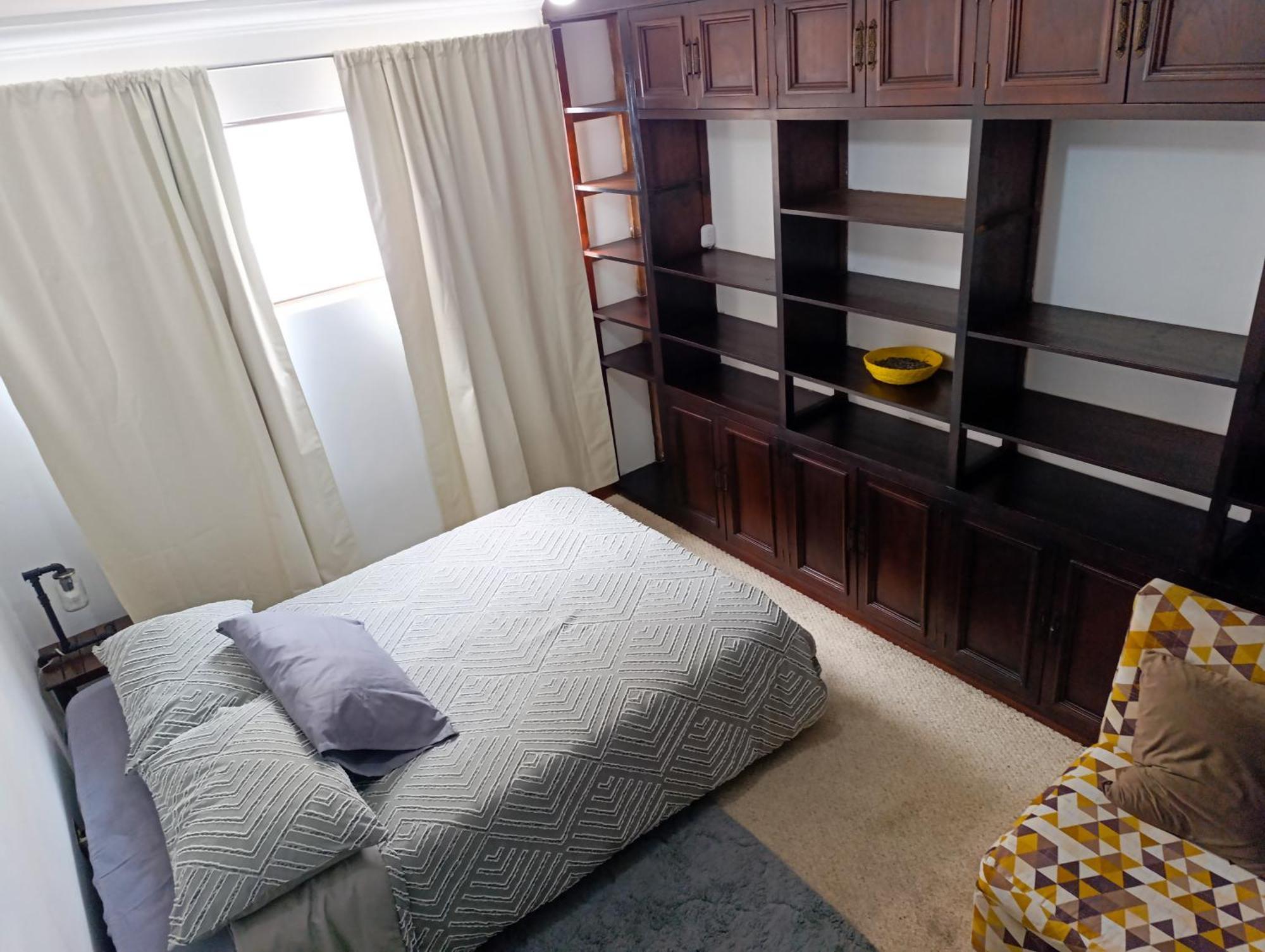 Hostal Mochiliers Bed And Breakfast Cuenca Extérieur photo