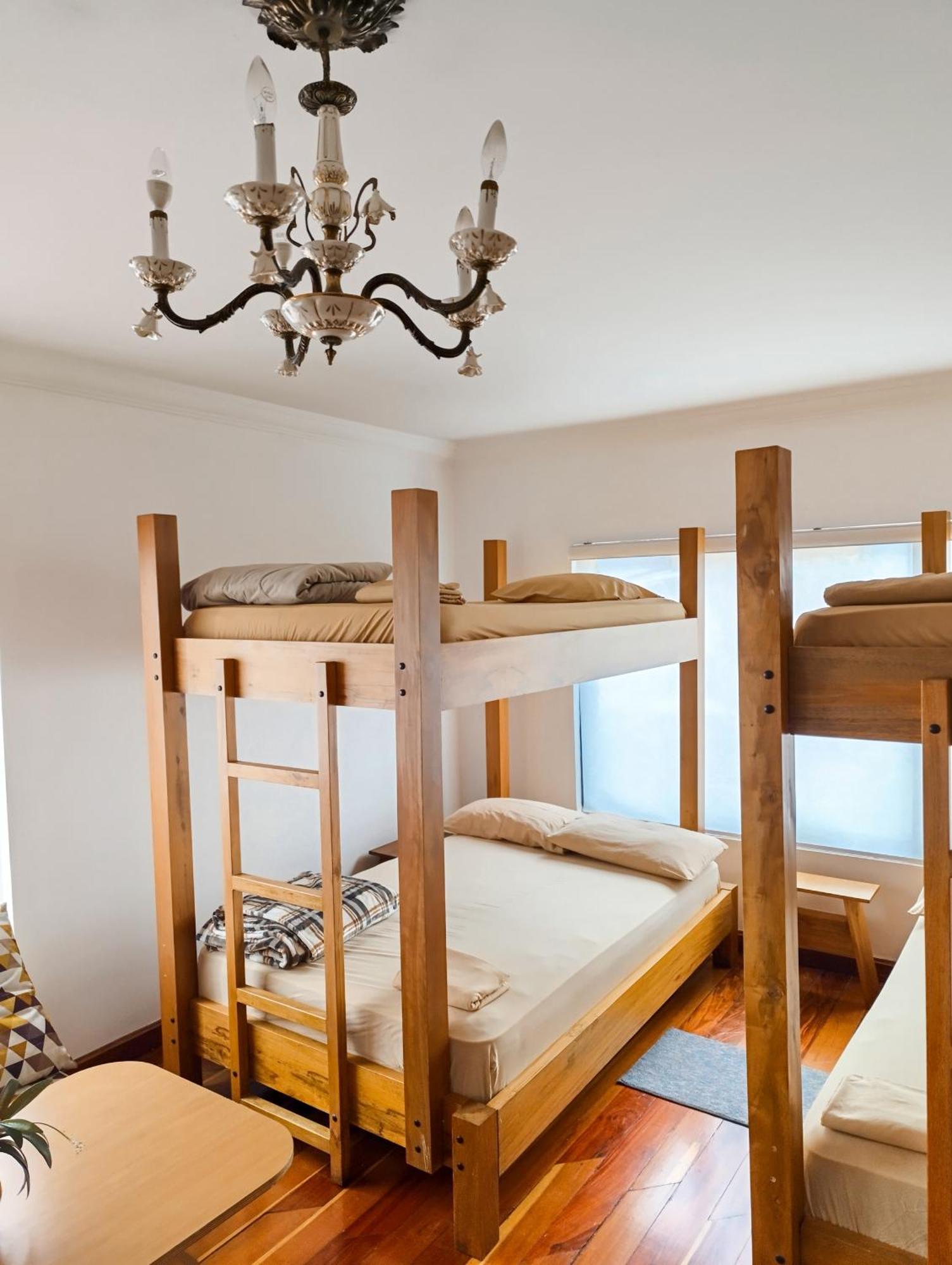 Hostal Mochiliers Bed And Breakfast Cuenca Extérieur photo