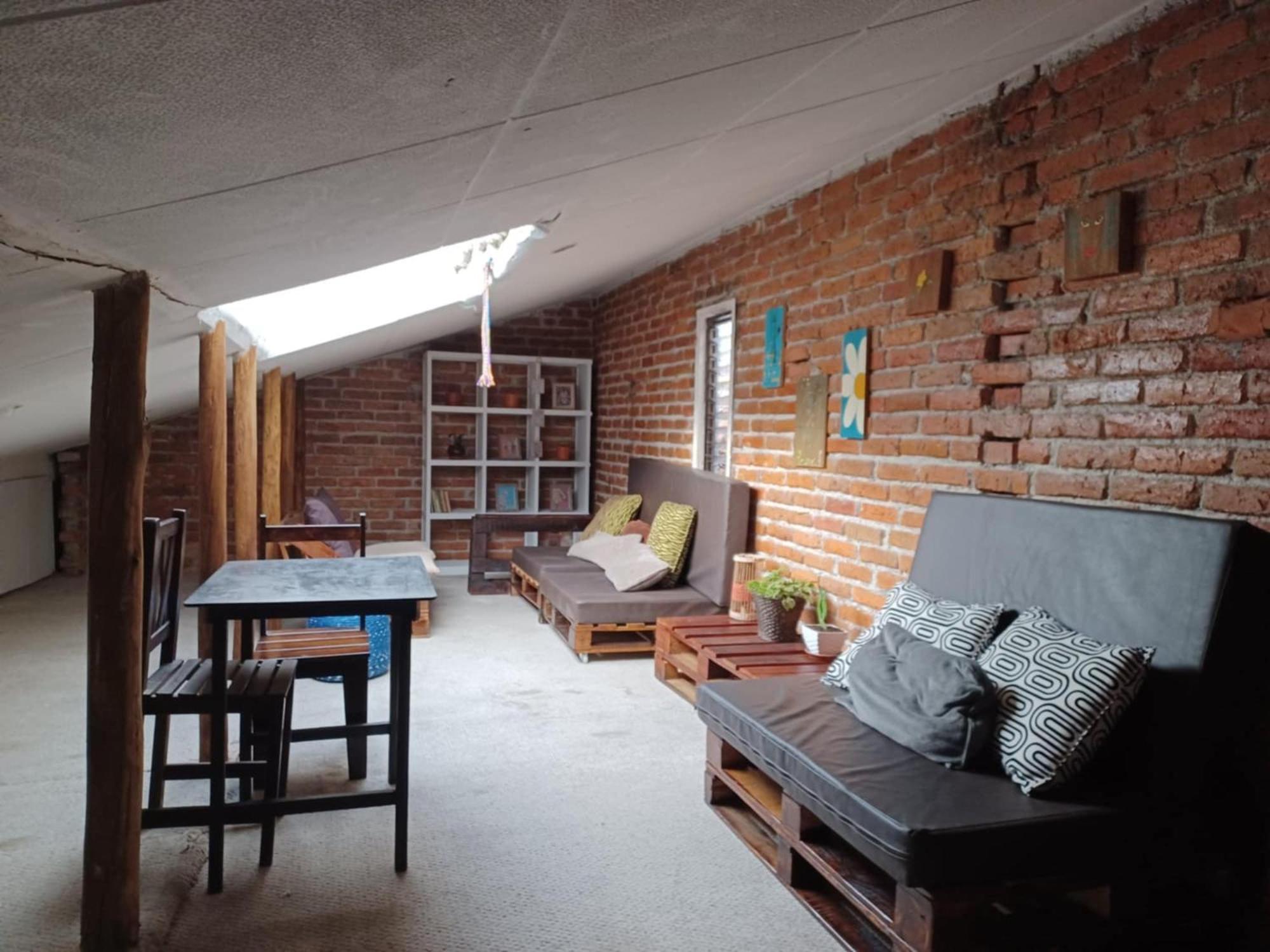 Hostal Mochiliers Bed And Breakfast Cuenca Extérieur photo